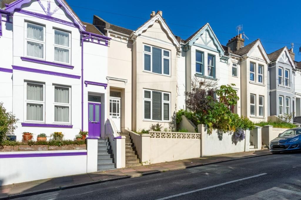 Property main image