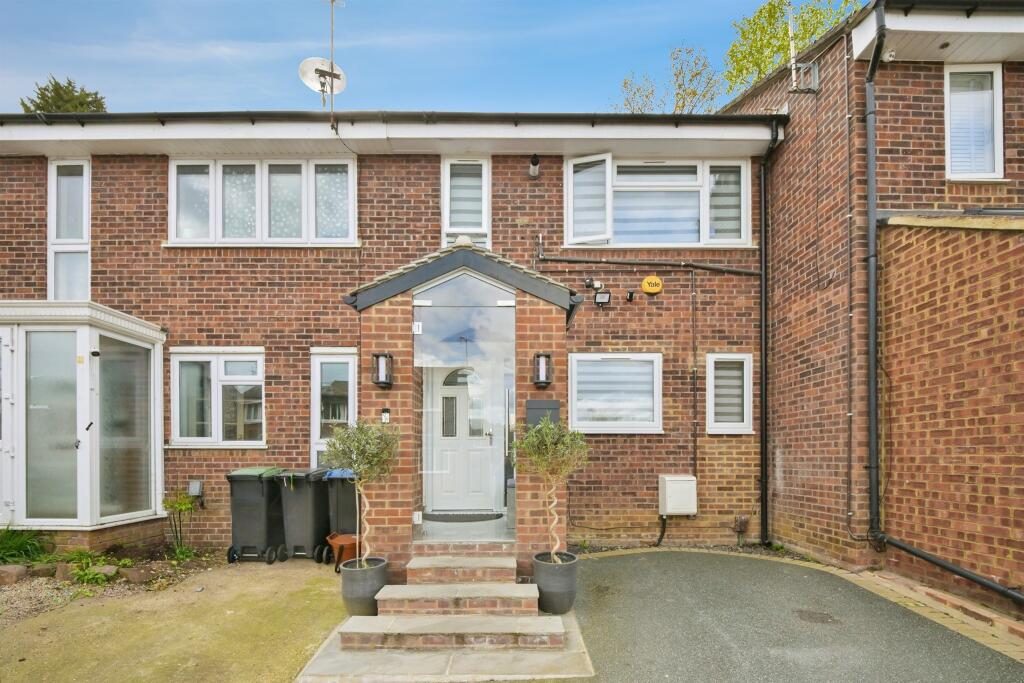 Terraced House