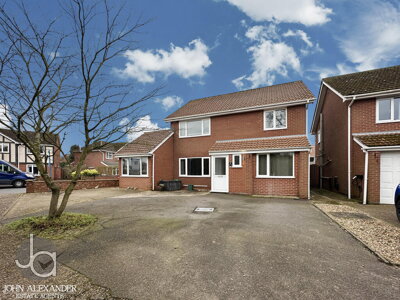 Property on Pilborough Way, CO3 9XW