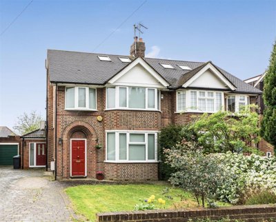 Property on Wolstonbury, N12 7BA