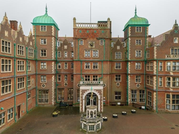Property image 4
