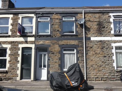 Property on Mary Street, SA11 1PN