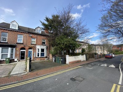 Property on The Woodlands, CH41 2SJ