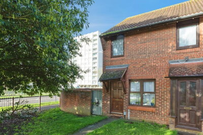 Property on Underwood Road, IG8 7LD