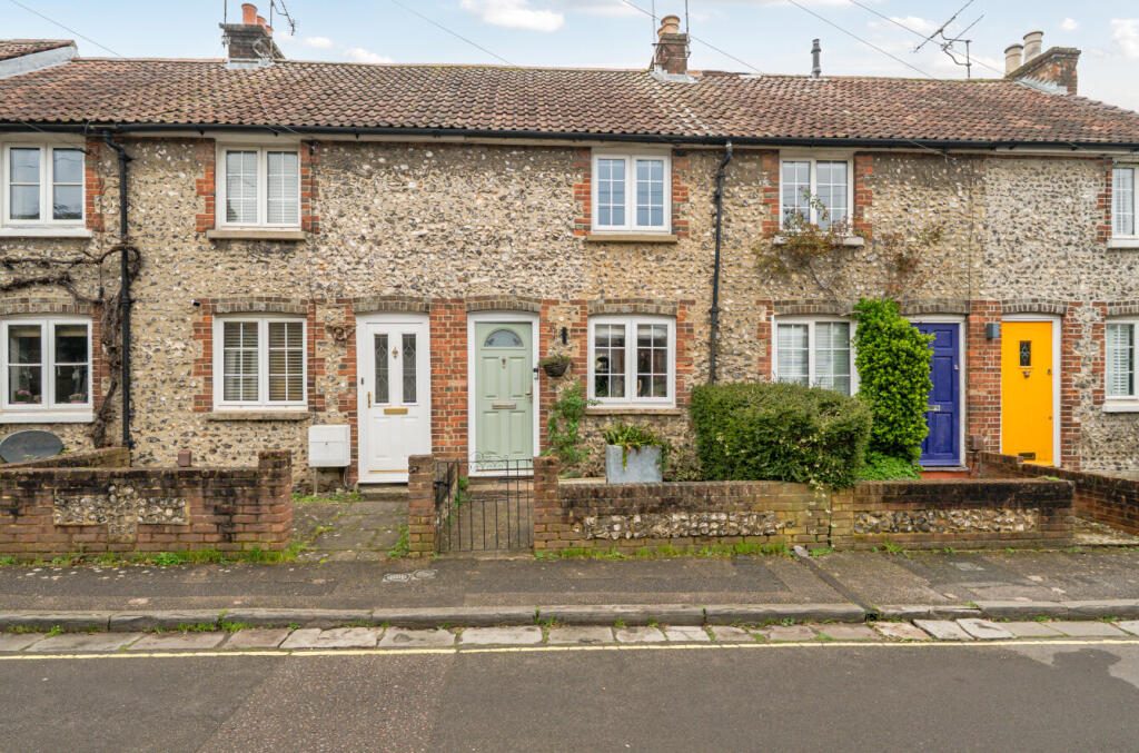 Terraced House
