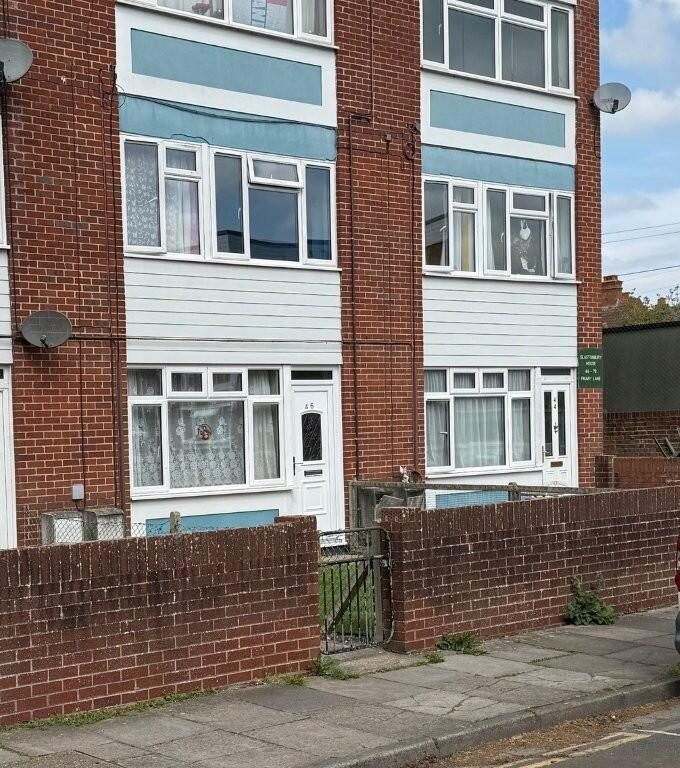 Terraced House