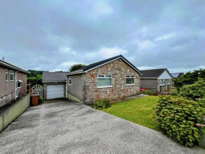 Property on Lower Farm Road, PL7 1JJ