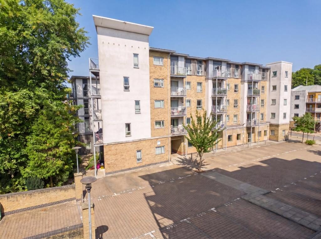 Property main image