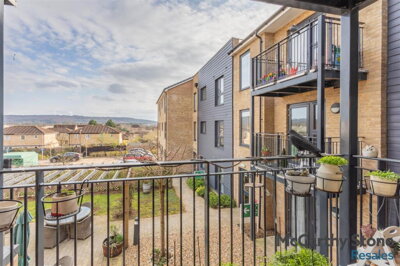 Property on Hindhead Knoll, MK7 7FH