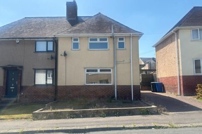 Property on Devonshire Avenue North, S43 2AS
