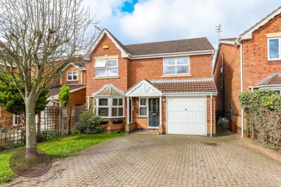 Property on Acorn Avenue, NG16 2WJ