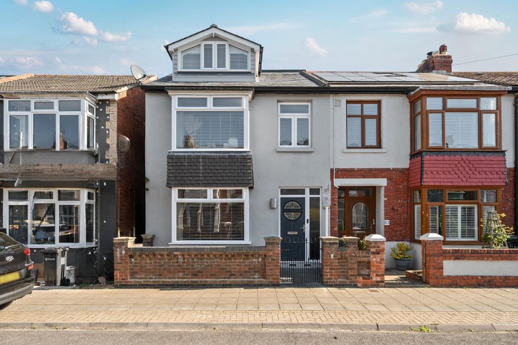Terraced House