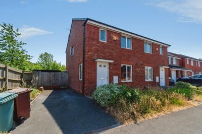 Property on WV12 4JH