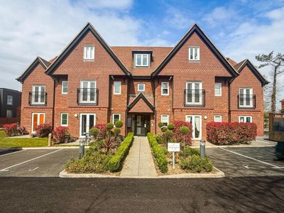 Property on Linksfield Road, CT8 8EZ