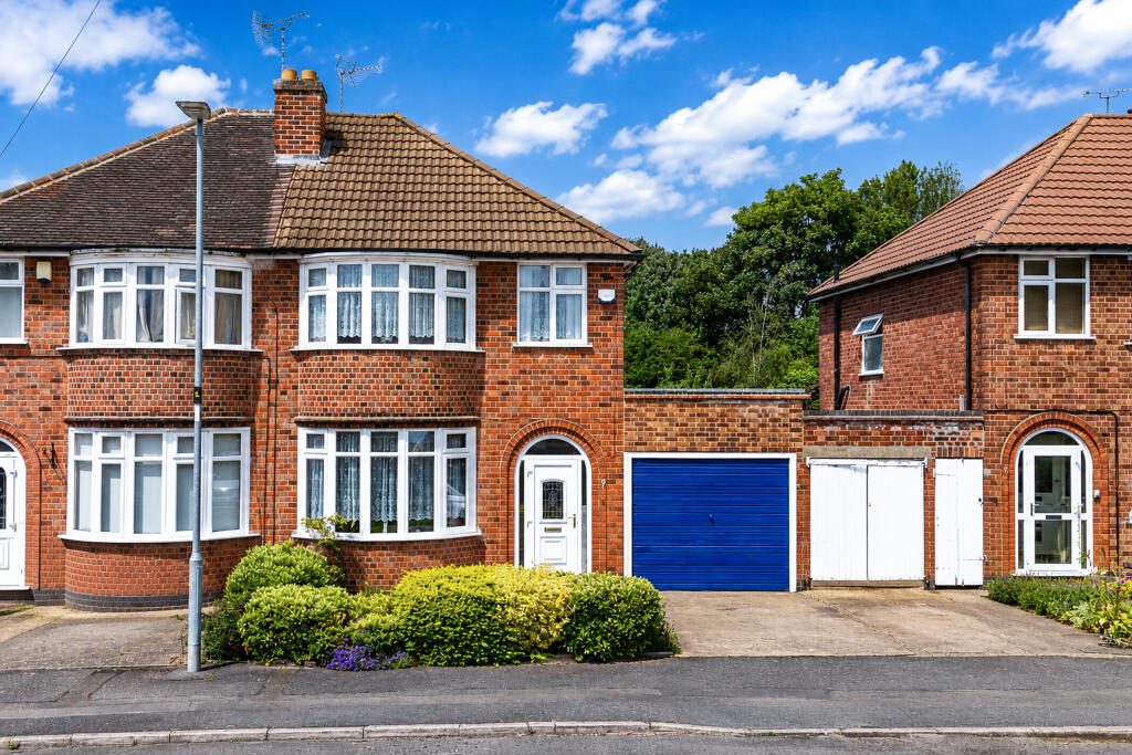 Property main image