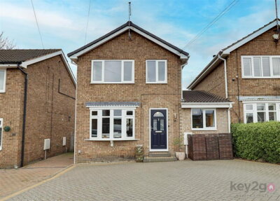 Property on Green Chase, S21 4GY