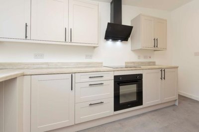 Property on Mount Pleasant, CF46 6SD