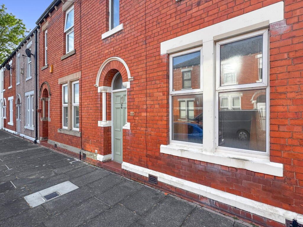 Property main image