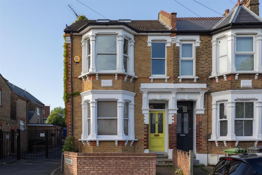 Terraced House