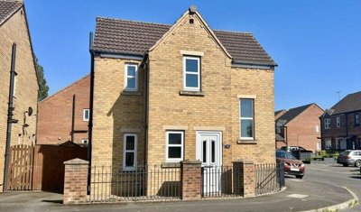 Property on Dean Road, DN17 1HG