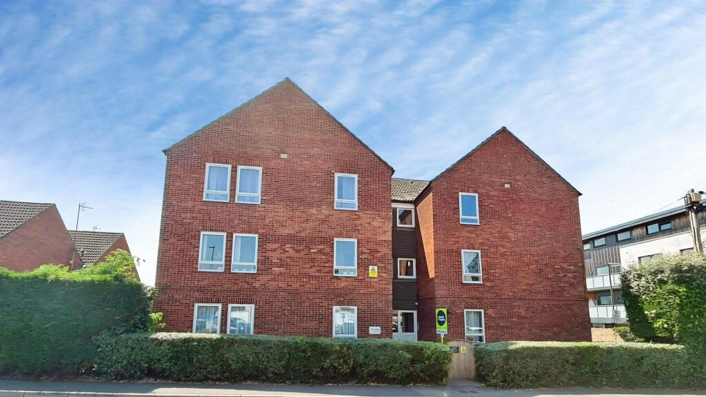 Property main image