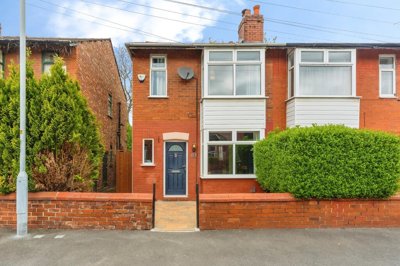Property on Criccieth Road, SK3 0ND