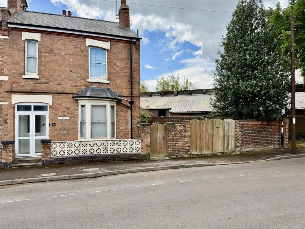 Terraced House