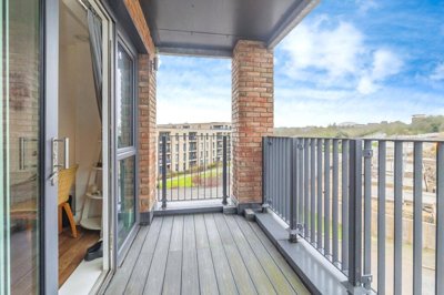 Property on Park Street, MK9 4BZ