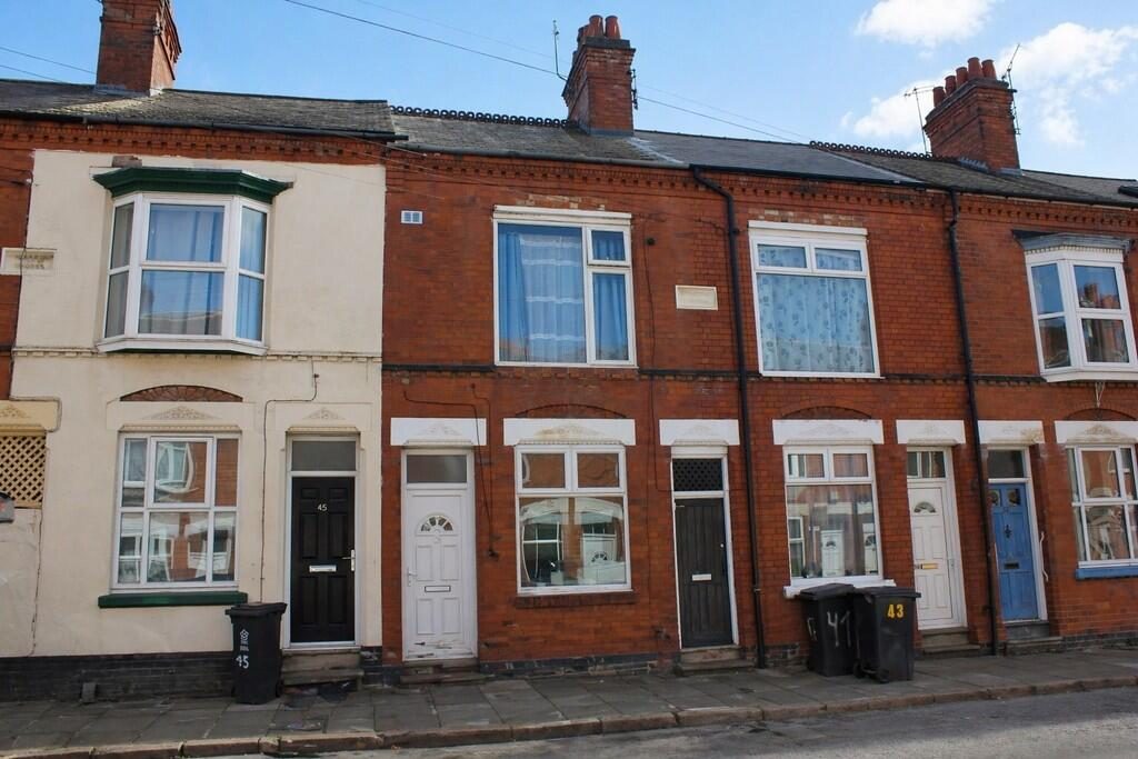 Property main image