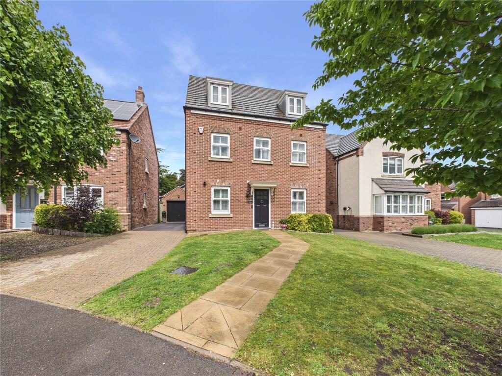 Property main image