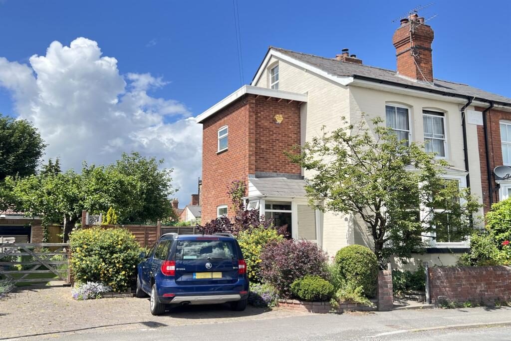 Property main image