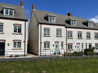 Property on Spitfire Road, DE74 2AU