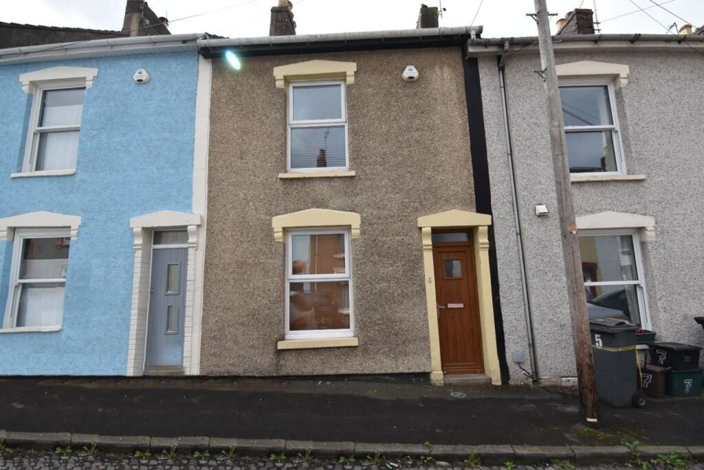 Property main image