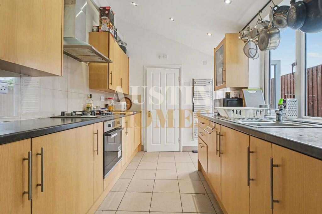 Terraced House