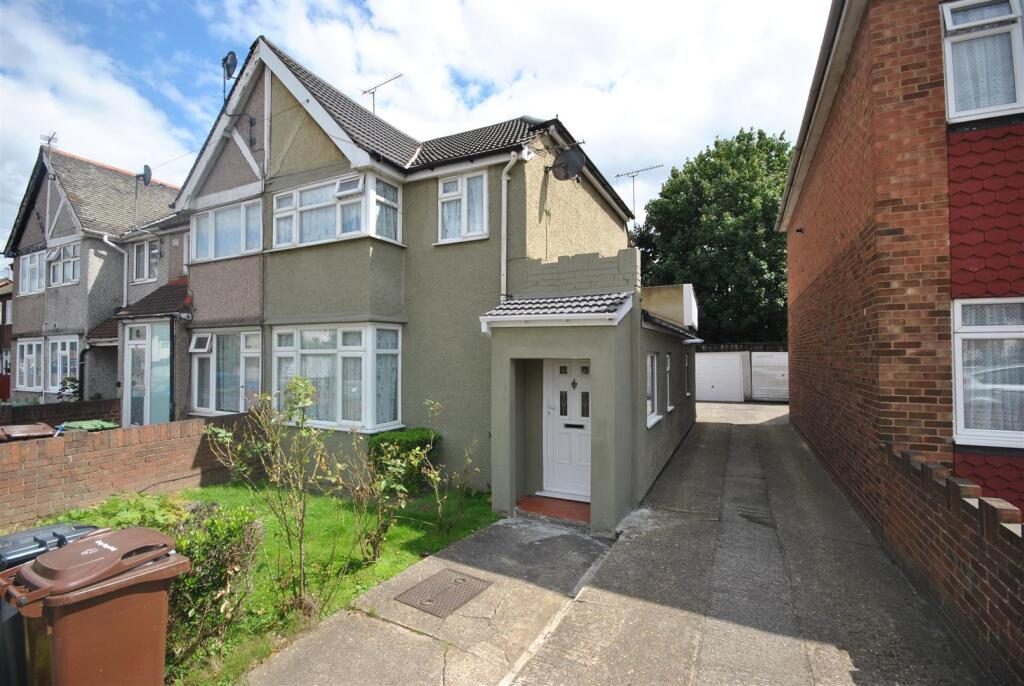 Terraced House