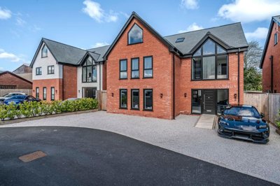 Property on Bannister Brook Gardens, PR25 1XW