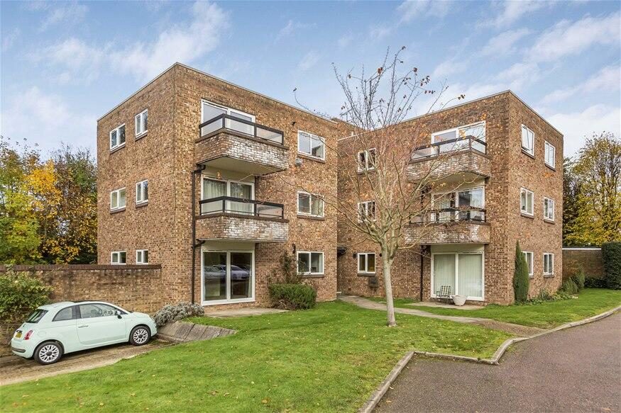 Property main image