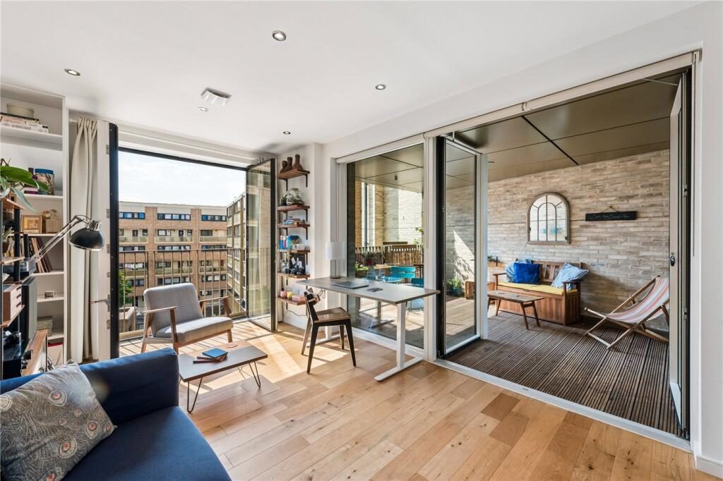 Property main image