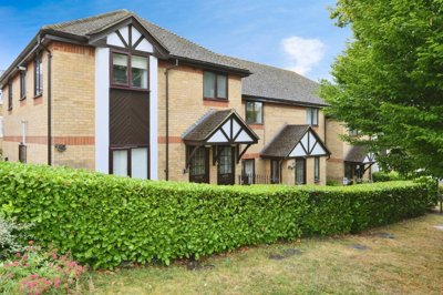 Property on Collett Road, SG12 7LR