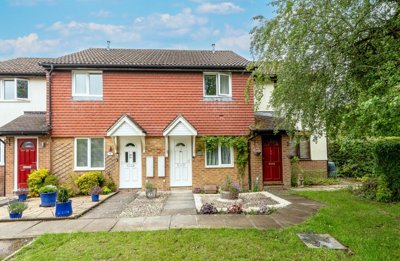 Property on Glenmore Road, OX18 1TY