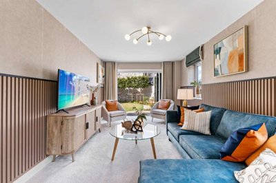 Property on SN7 7SN