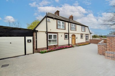 Property on Raby Park Road, CH64 9SP