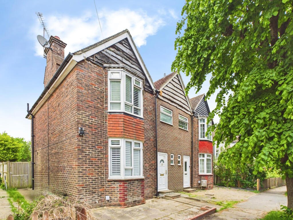 Property main image