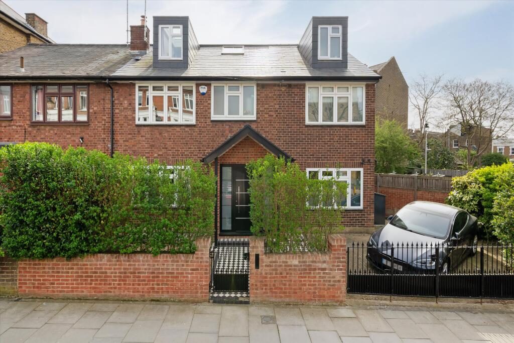 Terraced House
