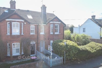 Property on Ifield Road, RH11 7BQ