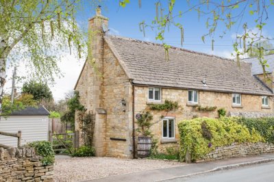 Property on Northcot Lane, GL56 9LB