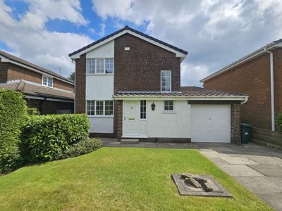 Property on Muirfield Close, OL10 2DS