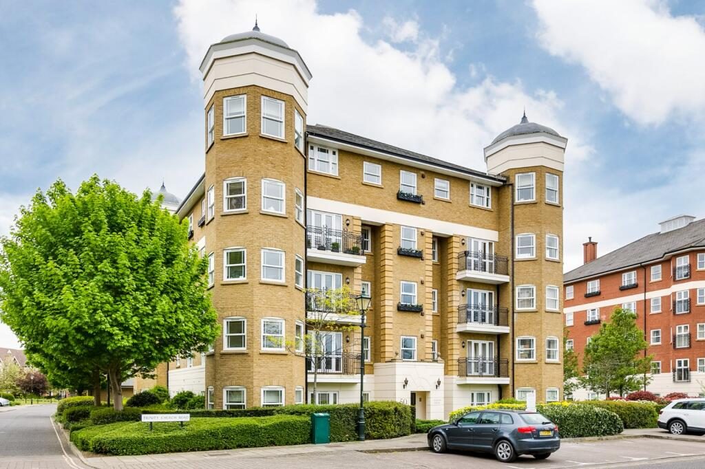 Property main image