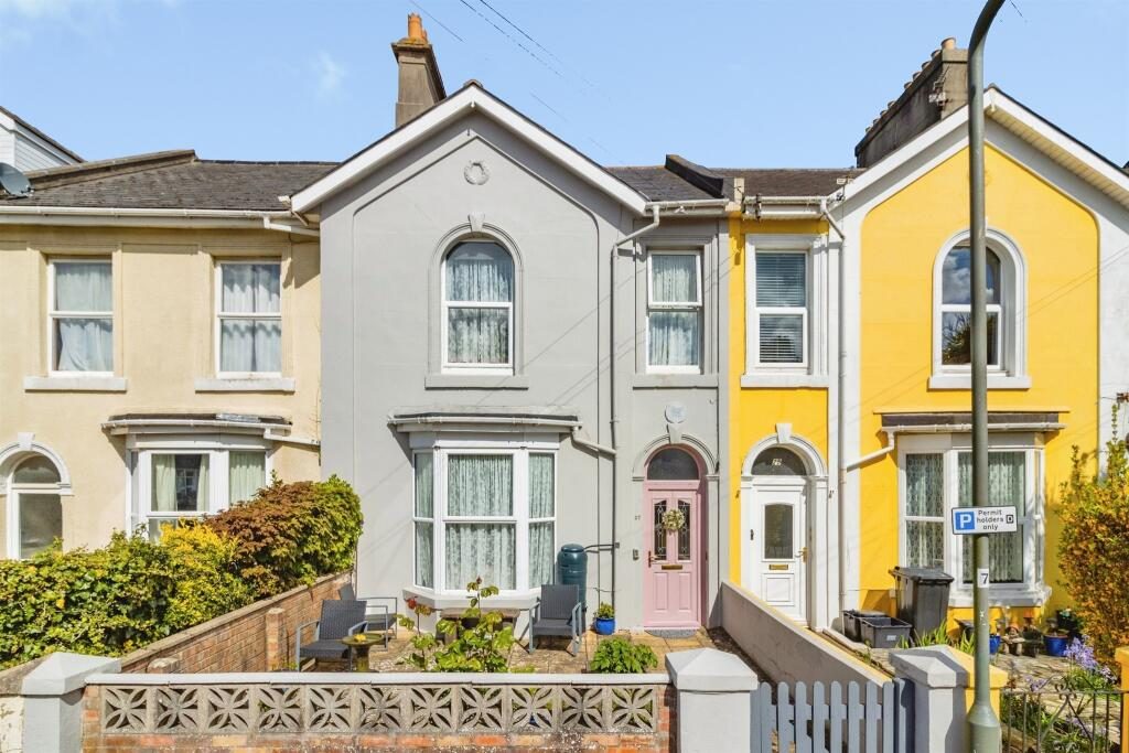 Terraced House