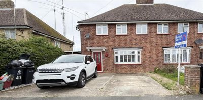 Property on Bemerton Gardens, CO13 0LQ